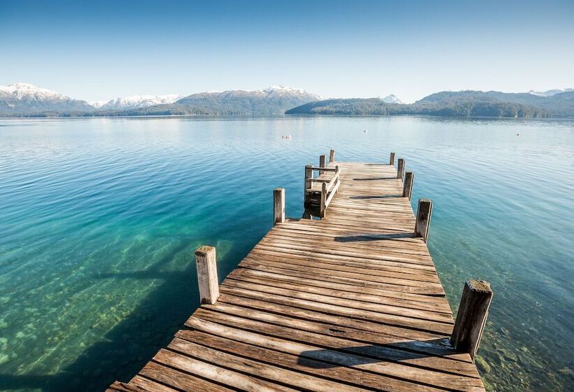 Отель Correntoso Lake & River