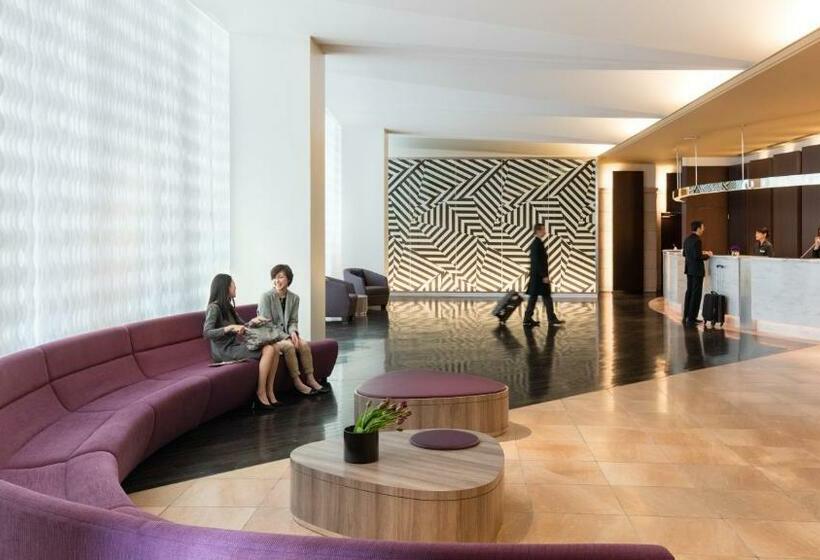 فندق Courtyard By Marriott Shin Osaka Station