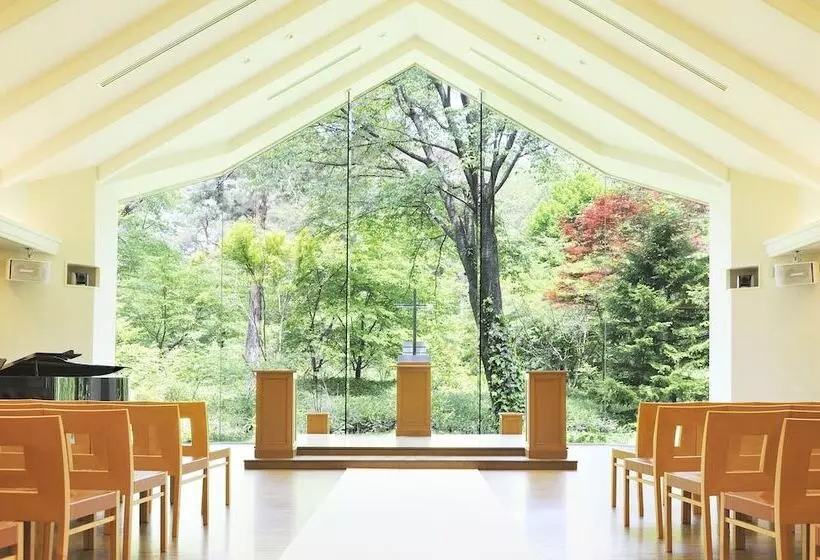 酒店 Forest Inn Showakan