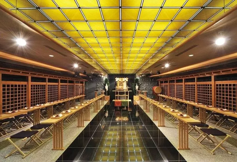 酒店 Forest Inn Showakan