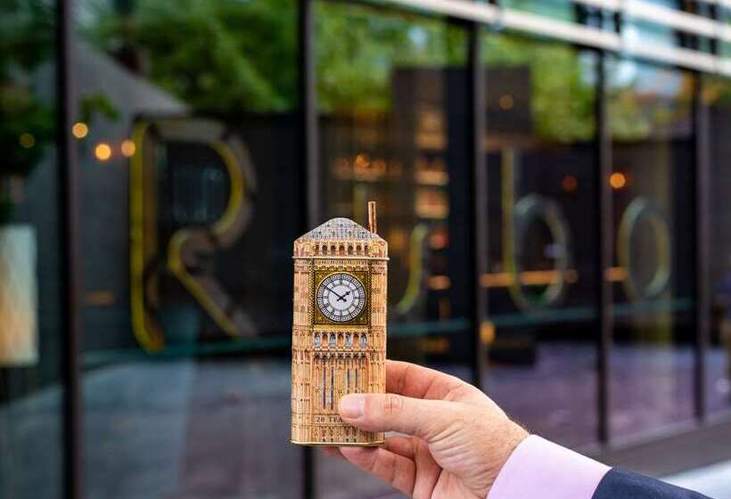 בית מלון כפרי Hilton London Tower Bridge