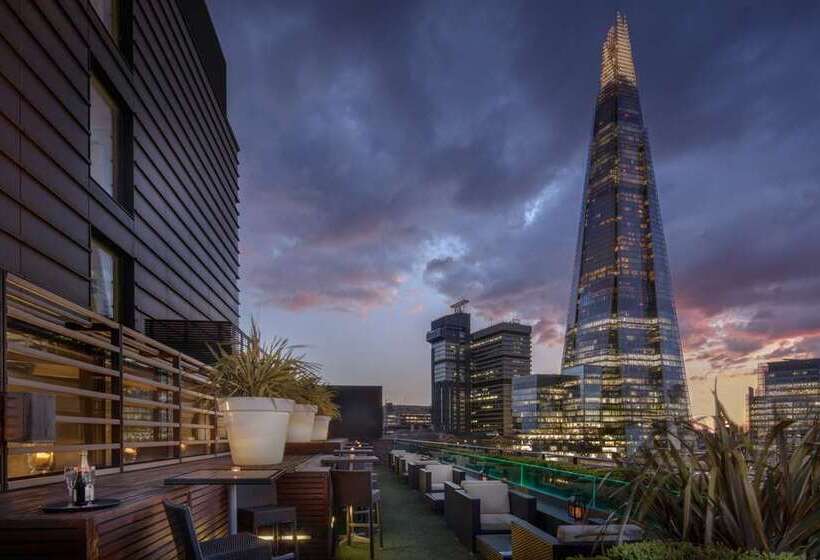 בית מלון כפרי Hilton London Tower Bridge