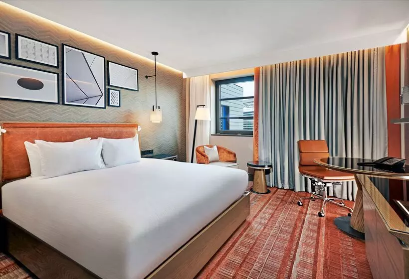 ホテル Hilton London Tower Bridge