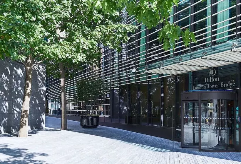 ホテル Hilton London Tower Bridge