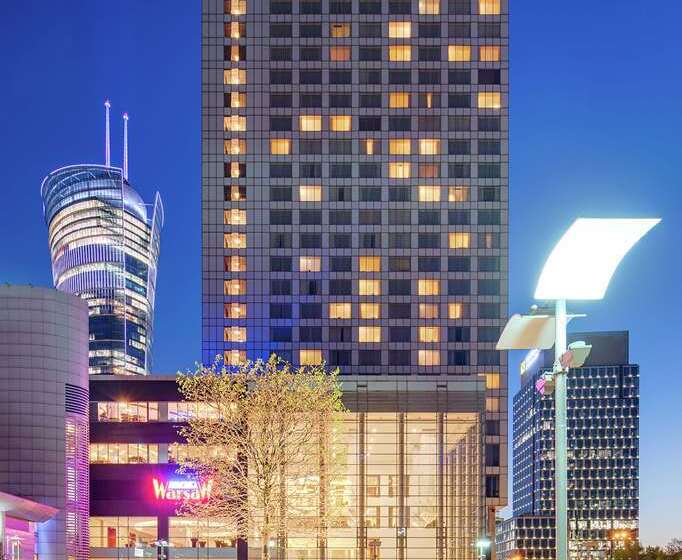 هتل Hilton Warsaw City