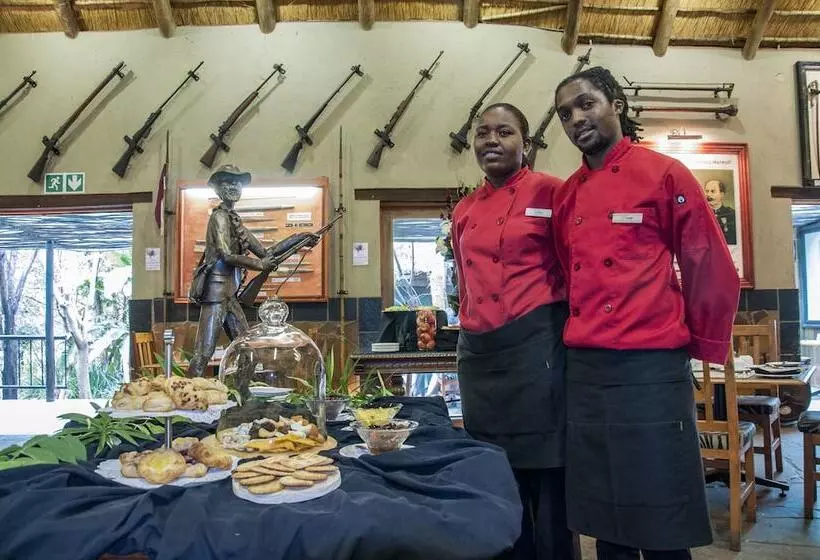 Отель Kedar Heritage Lodge, Conference Centre & Spa