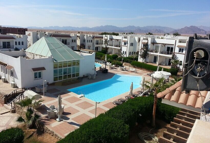 هتل Logaina Sharm Resort