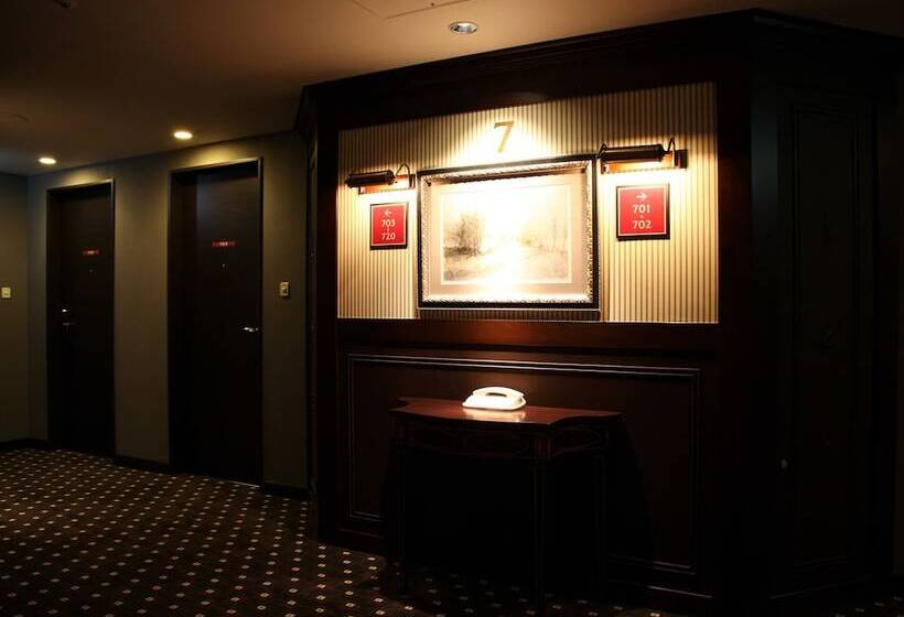 בית מלון כפרי Monterey Akasaka