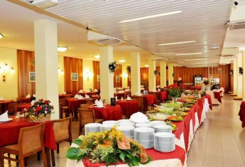 ホテル Palme & Suite