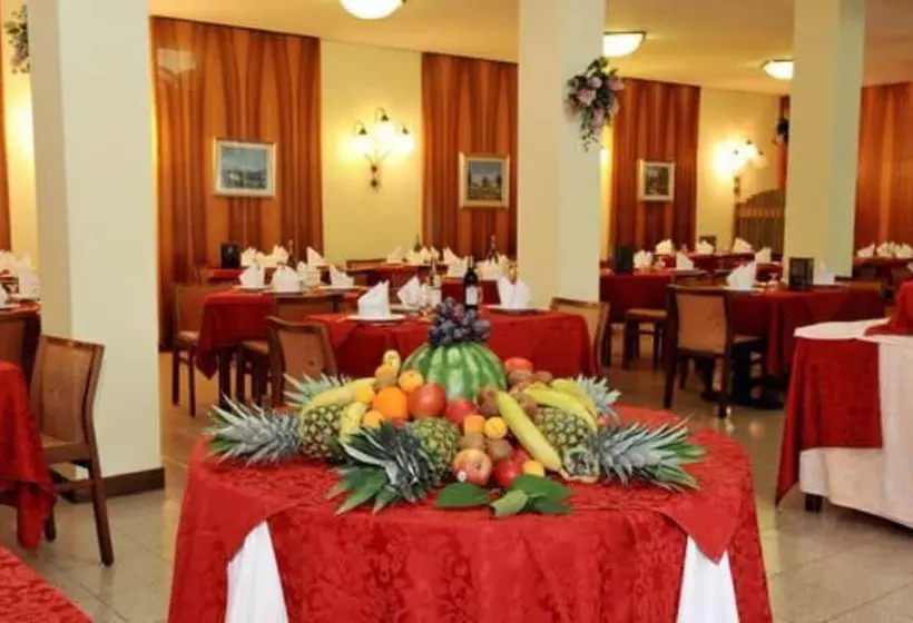 ホテル Palme & Suite