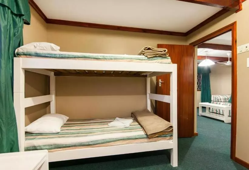 호텔 Pine Lodge Resort