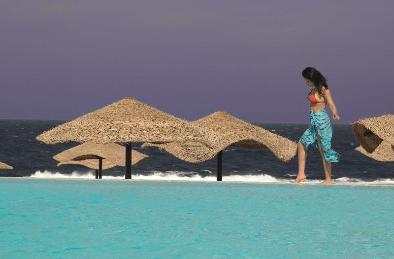 בית מלון כפרי Radisson Blu Resort El Quseir