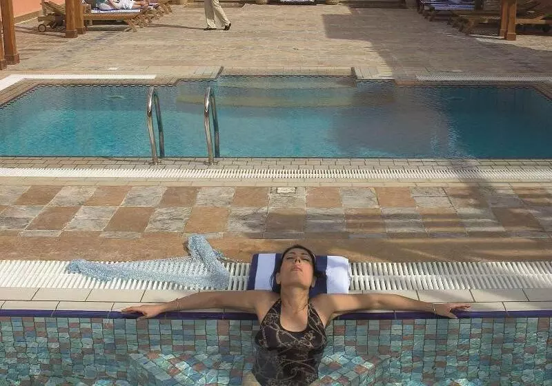 هتل Radisson Blu Resort El Quseir