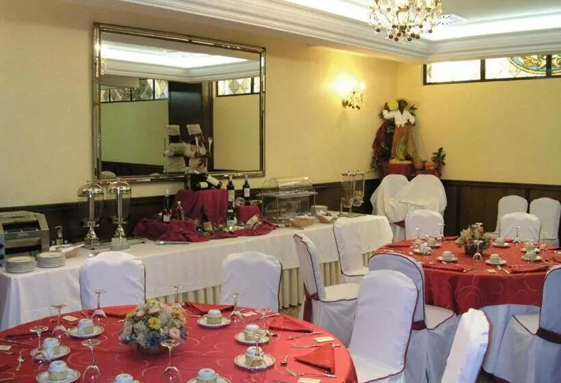 בית מלון כפרי Santiago