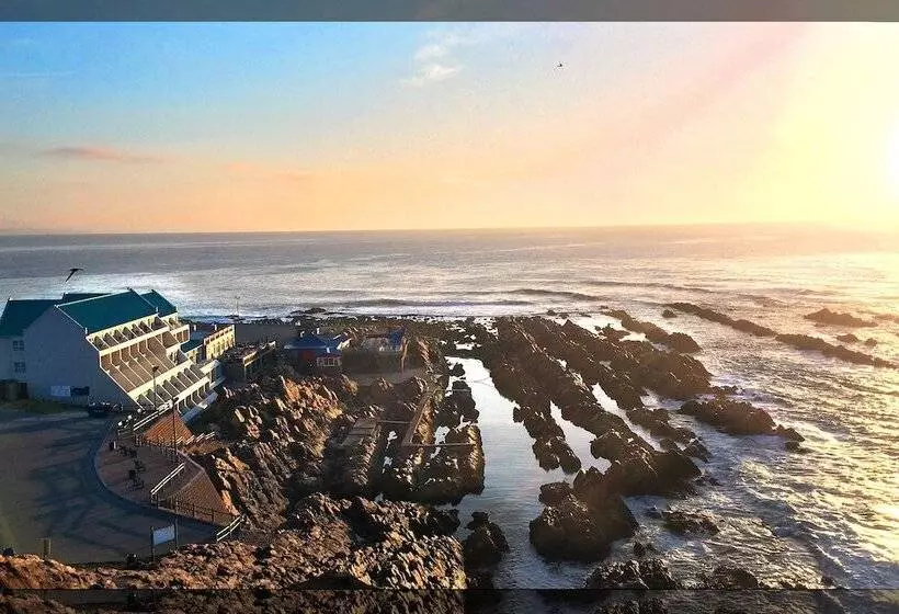 The Point Hotel & Spa