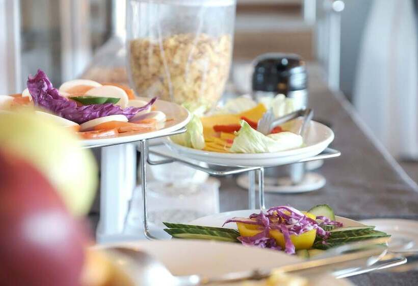 The Point Hotel & Spa