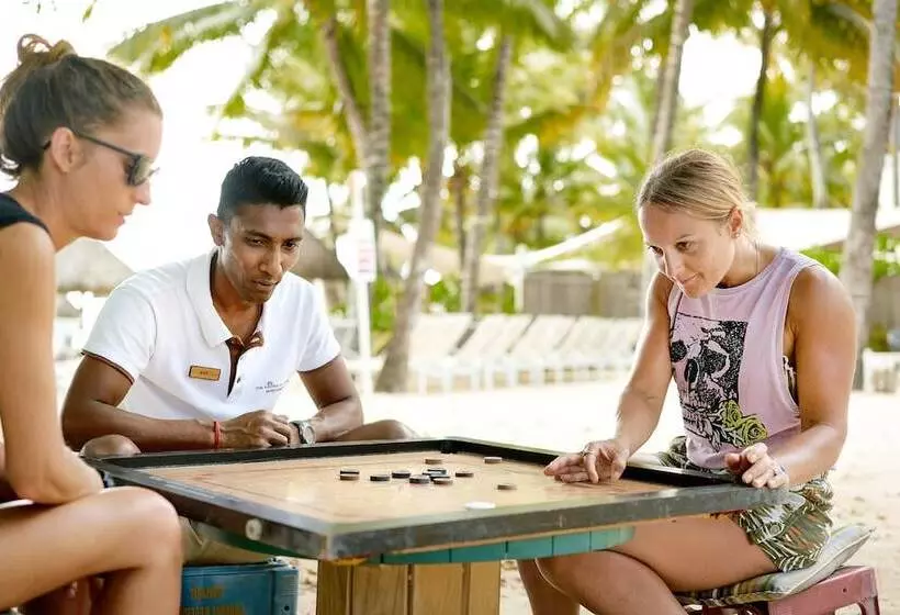 هتل The Ravenala Attitude