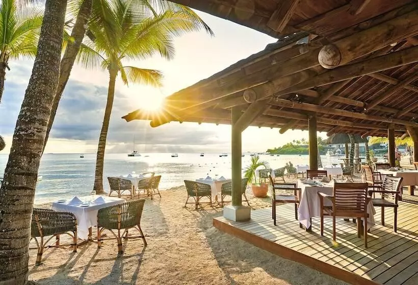 هتل The Ravenala Attitude