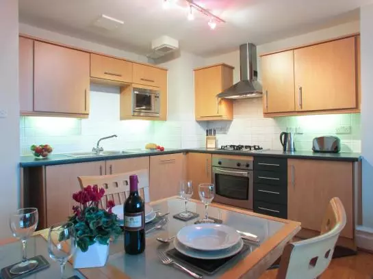 Bridgestreet Market View