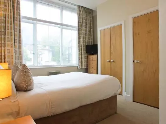 Bridgestreet Market View