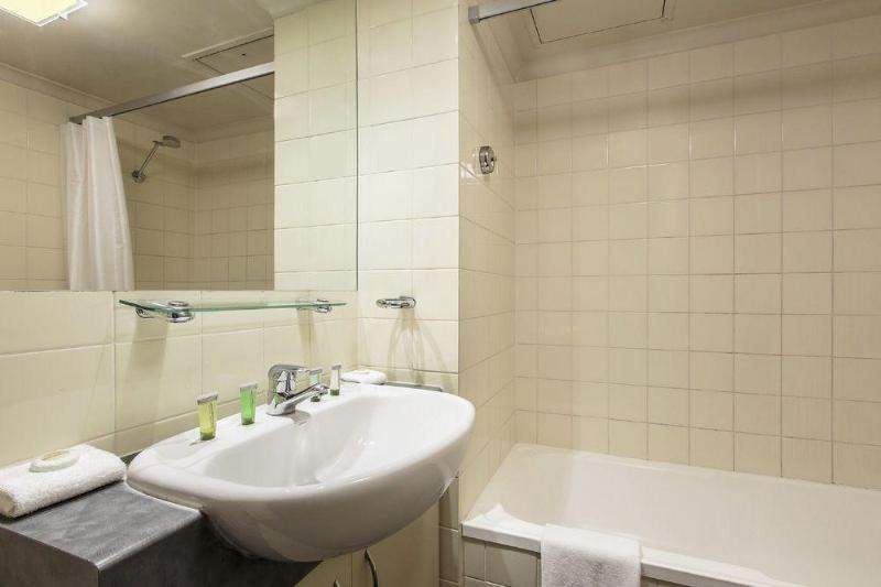 Central Brunswick Apartment