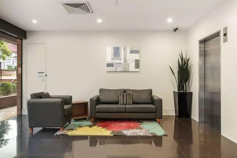 Central Brunswick Apartment