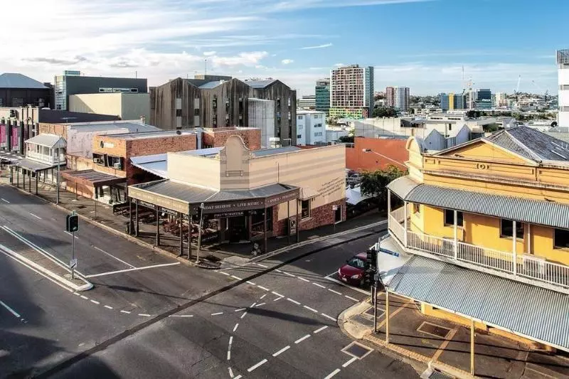 Central Brunswick Apartment