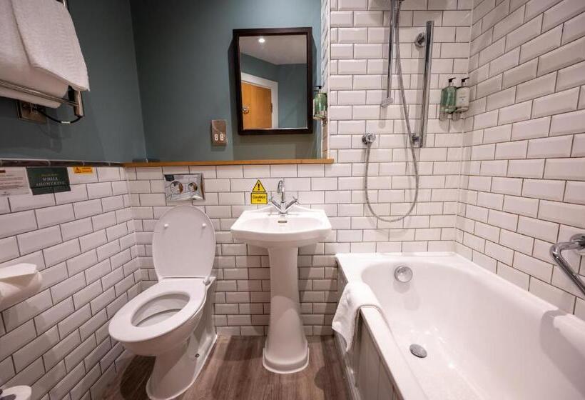 Ely Hotel By Chef & Brewer Collection