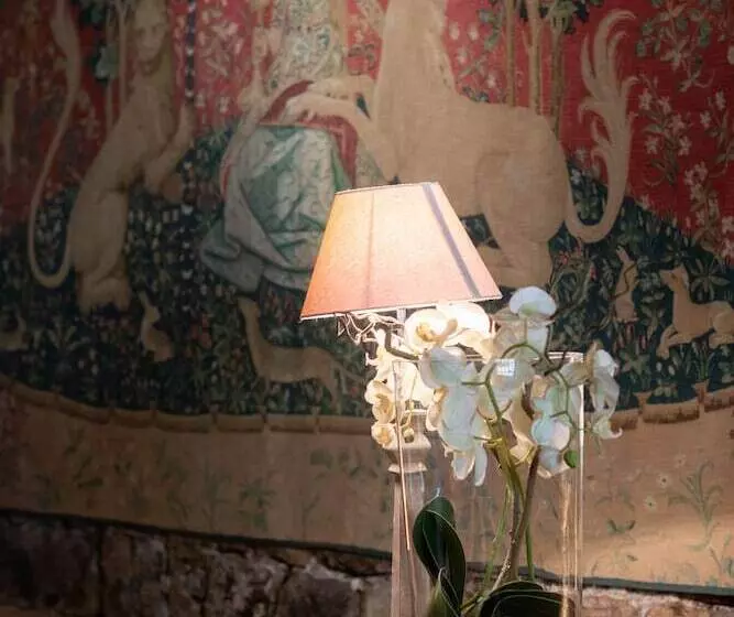 هتل Abbaye De Maizieres