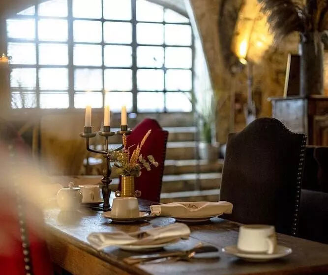 هتل Abbaye De Maizieres