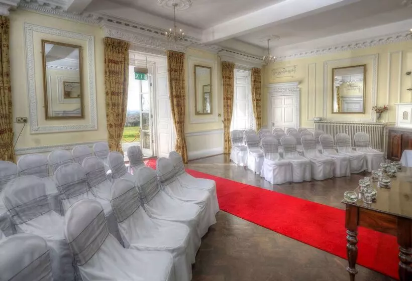 هتل Best Western Walworth Castle