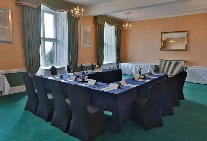 هتل Best Western Walworth Castle