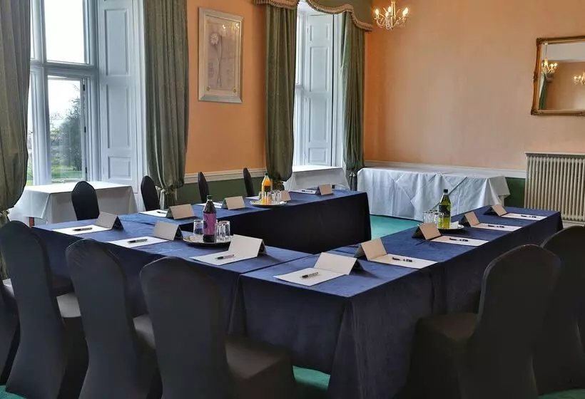 هتل Best Western Walworth Castle