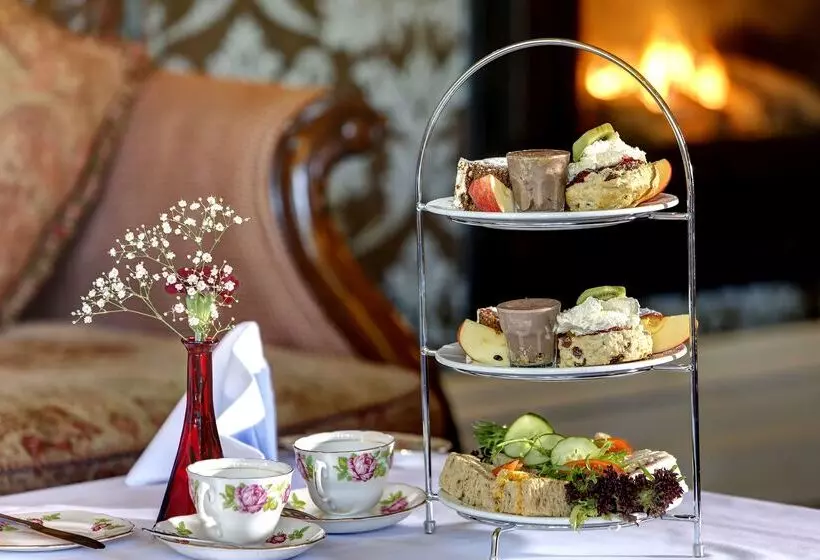 هتل Best Western Walworth Castle