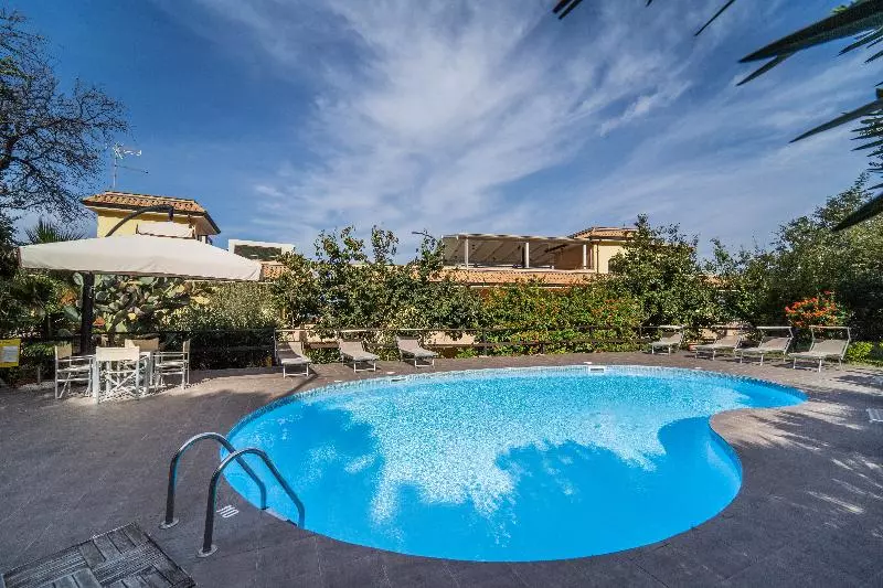 Отель Cannamele Resort