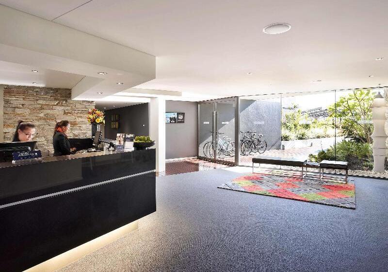 酒店 East Perth Suites