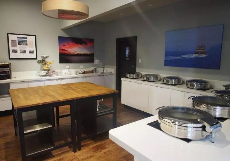 فندق Glenferrie Lodge