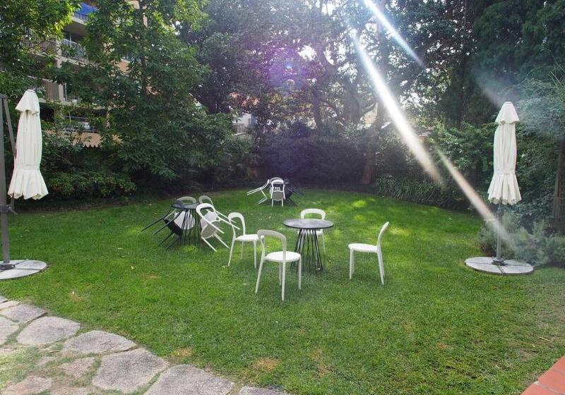 酒店 Glenferrie Lodge