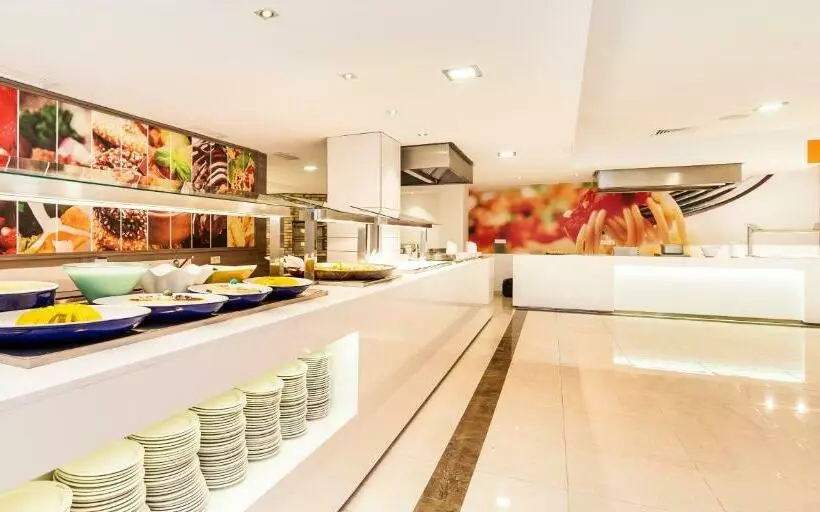 هتل Globales Pionero