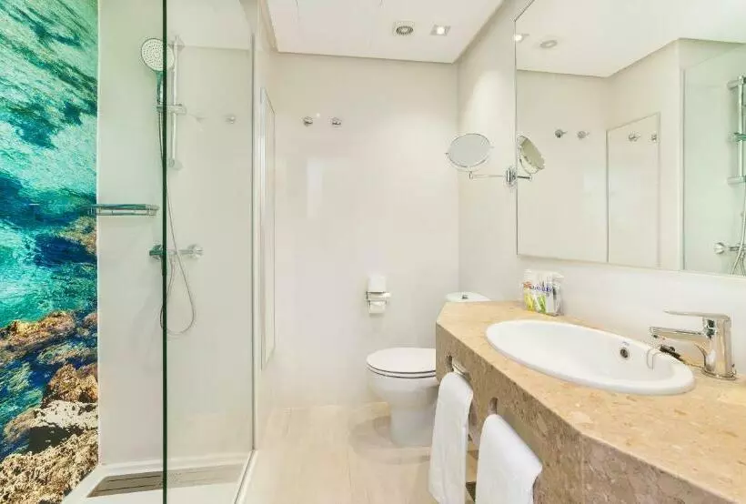 هتل Globales Pionero