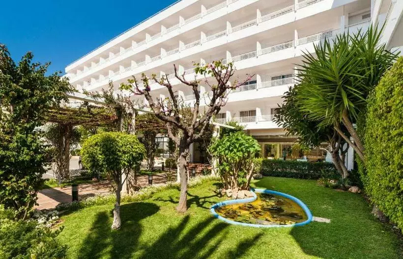 هتل Globales Pionero