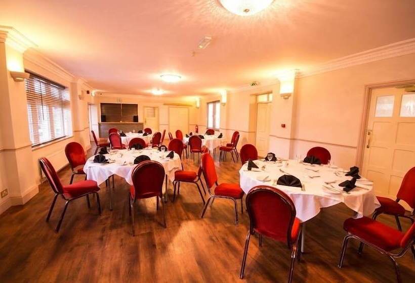 בית מלון כפרי Heath Cottage