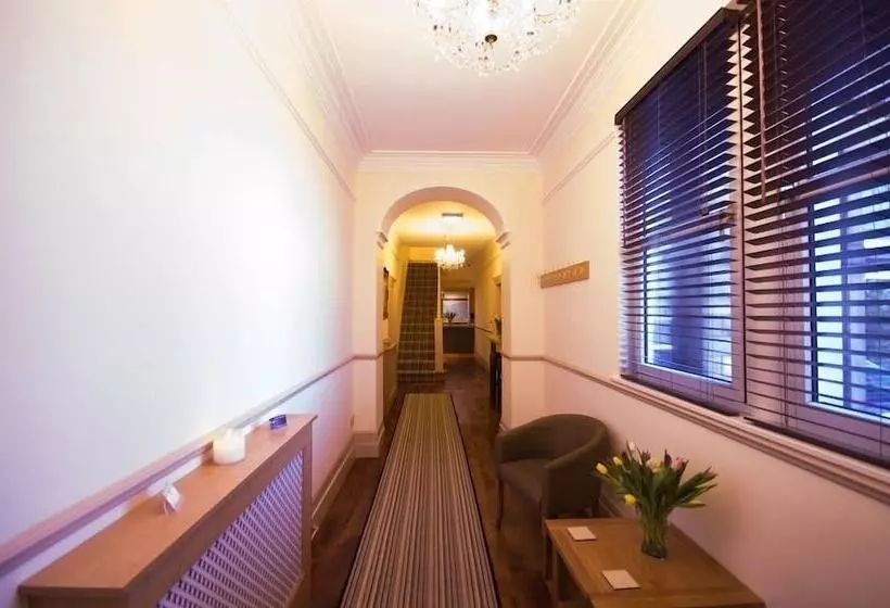 ホテル Heath Cottage