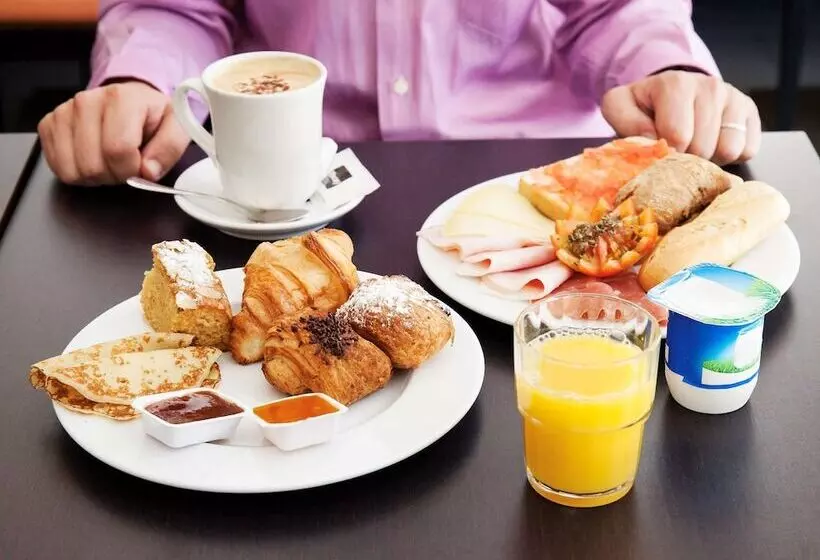 فندق Ibis Barcelona Molins De Rei