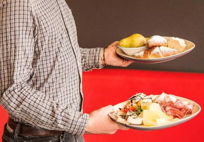 בית מלון כפרי Ibis Roma Fiera