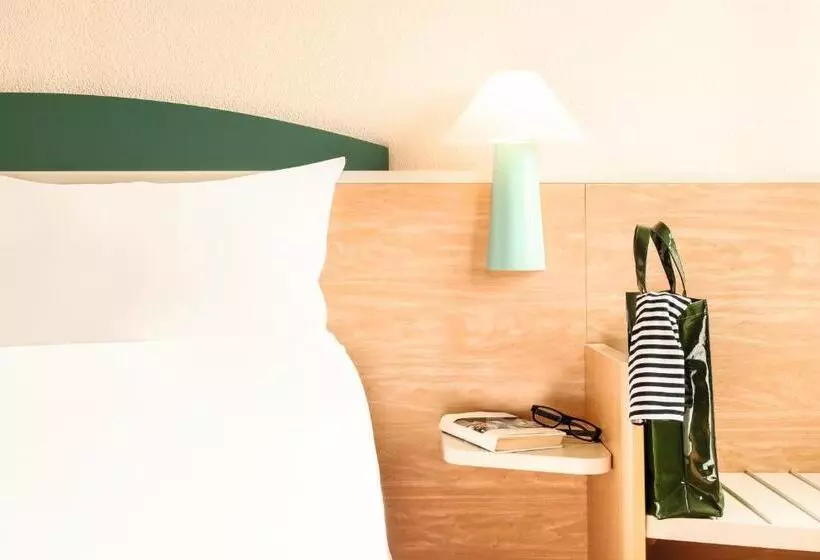 בית מלון כפרי Ibis Roma Fiera