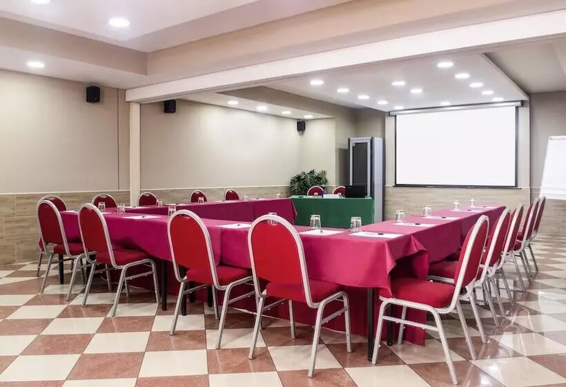 هتل Ibis Styles Roma Vintage