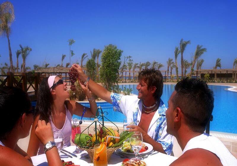 هتل Jaz Mirabel Resort