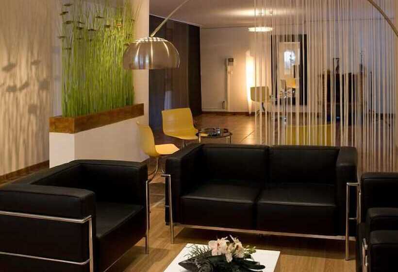 هتل Porta D'Alella