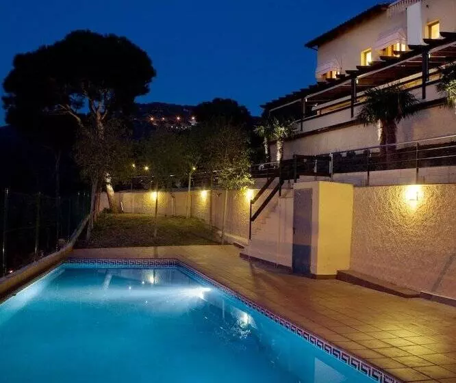 בית מלון כפרי Porta D'Alella